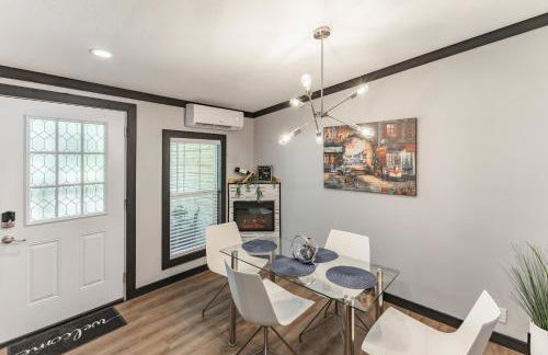 The Small Modern Villa Outdoor Tub-Unit B - Photo 3