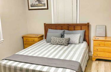 Family Comfort with Graceful Stays - Photo 17