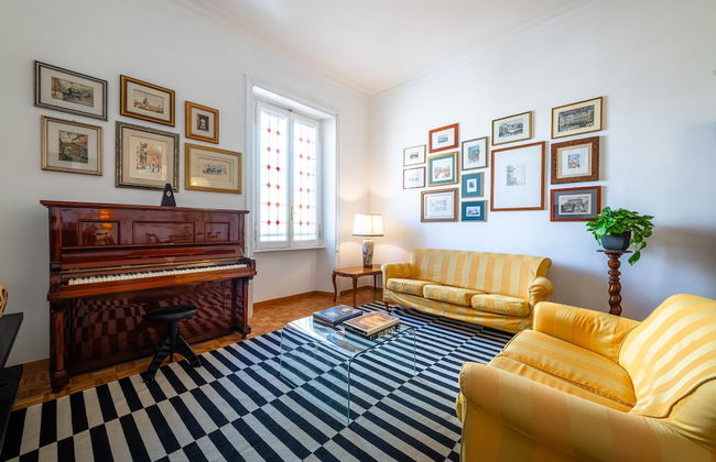 Casa Emme in Rome With 2 Bedrooms and 1 Bathrooms - Photo 2