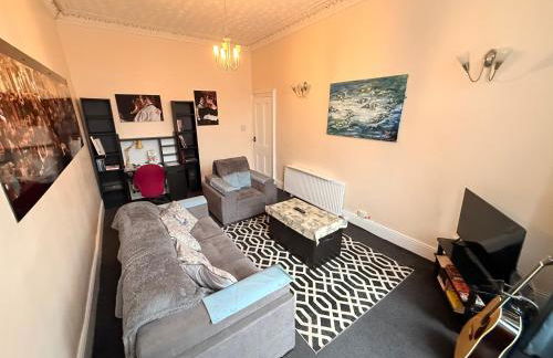 Paisley Pad Glasgow Gateway second floor flat - Foto 2