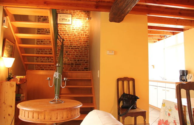 Vintage Castle near Forest in Havelange - Foto 2