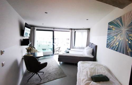 HH 06 by ROCKCHAIR - SUPERHOST Status - Modernes Apartment mit sonnigem Balkon & premium Boxspringbetten in Winterhude - Hamburg Top Geheimtipp - Foto 8