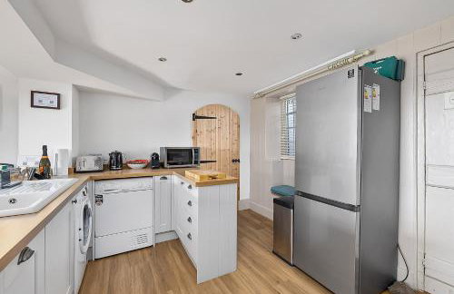 NEW 2024 Modern Luxury Holiday Home on the Beach in Devon - Free Parking, Pets Welcome, Sleeps 10 - Foto 27