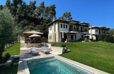 Paralia Homes cheerful 2 bedroom with pool, unit #1 - Foto 1