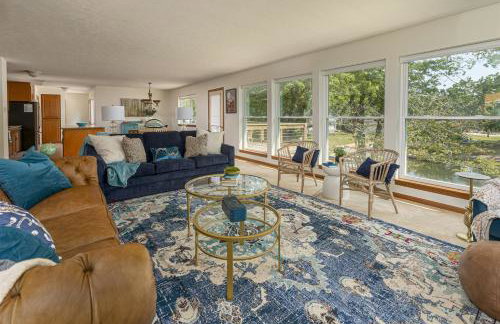 Waterfront 3BR Loft w Dock on Lake of Egypt - Foto 16