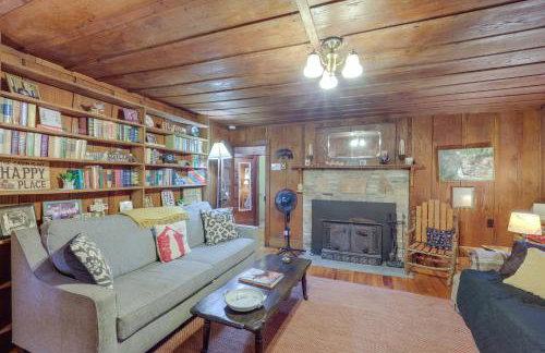 17 Mi to Sugar Mountain: ‘Tensie’s Cottage’ - Photo 1