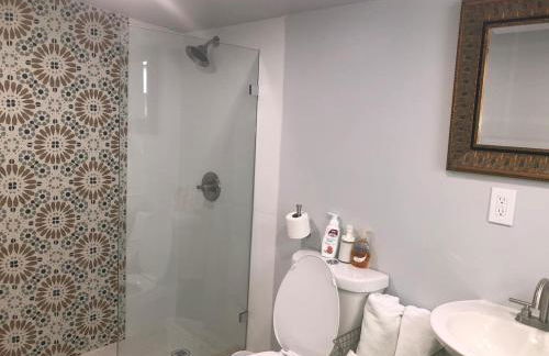 Private Studio Cabin steps from Calle 8 - Foto 39