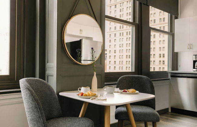 Sonder by Marriott Bonvoy Gabriel Richard Apartments Downtown - Foto 5