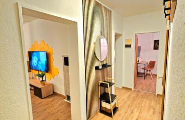 Fewo Honey, ganze Ferienwohnung mit 3 Schlafzimmern, Waschmaschine,Businesswohnung, Monteurzimmer - Foto 8