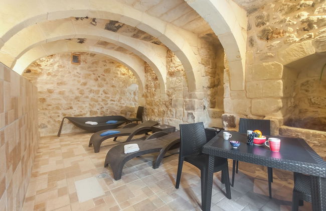 Nadurin, Gozitan Villa 7 Bedr. & 2 Pools - Photo 8