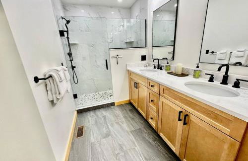 Sunset Over Stanton, New Home w/ Hot Tub/Fire Pit - Foto 14