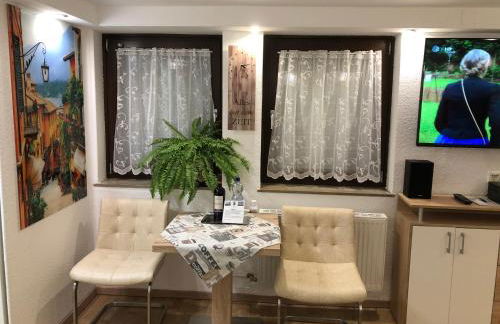 Ferienwohnung Apartment Dettum mit eigenem Bad, Kochnische und Wintergarten - Foto 12