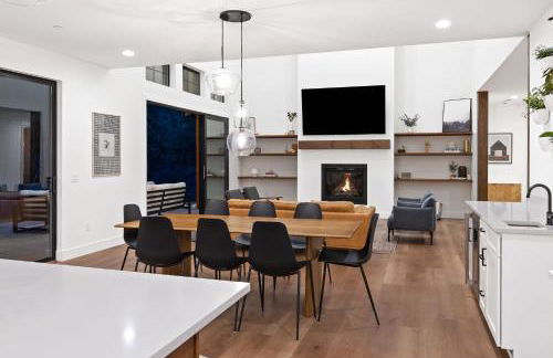 Old Grove Retreat in Suncadia- Gourmet Kitchen, Hot Tub, BBQ, Firepit, Outdoor Seating, Smart TVs, Hi-speed Wi-Fi - Foto 12