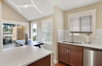 Lake Waterfront DUO Homes - Foto 60