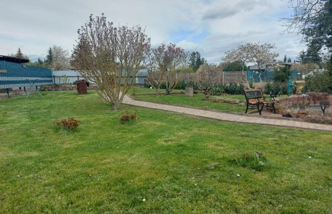 Family-friendly Escape - Photo 41