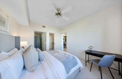 Prestige Living in DTWN 3 Min From Las Olas - Photo 30