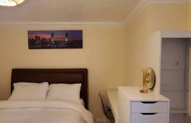 Lovely 2 Bed Apartment in East London - Foto 2