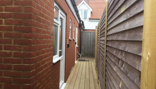 The Bay Studio 1 - Photo 2