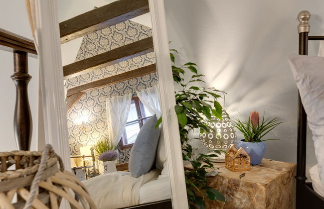 Incredible 2Br Loft in Heart of Prague - Photo 1