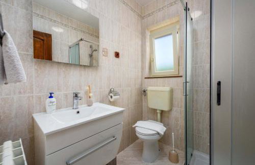 Villa Eufemia near Poreč with large garden and outdoor playground for kids - Foto 38