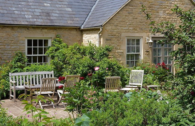 Weir Cottage - Photo 13