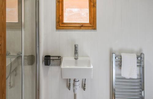 Keldholme Shepherds Hut Two - Uk48621 - Photo 7