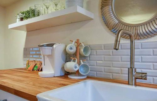 Private Basement Suite w Hot Tub - Foto 12