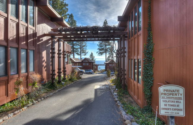 Crystal Shores Villa Lake Views & Hiking - Photo 22