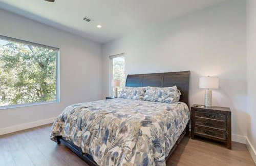 Luxury Hill Country Home in Horseshoe Bay Near Lake LBJ & Golfing with Game Room - Photo 15