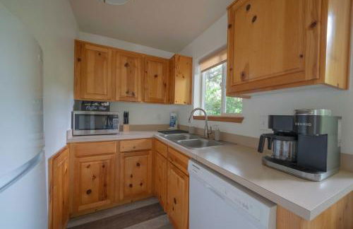 Beach Bungalow 4 - Photo 13