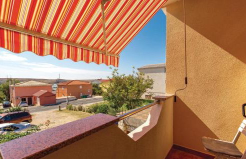 Pet Friendly Apartment In Dinjiska - Foto 12