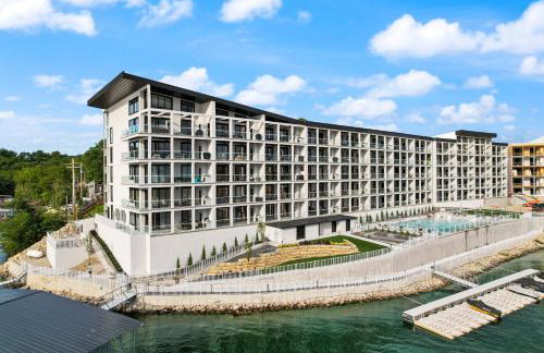 Topsider Experience in the Heart of Osage Beach - Photo 52