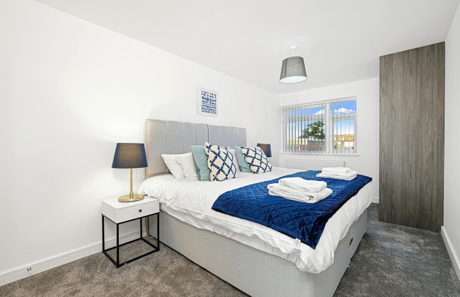 St Martins House Luxury Apts. Ruislip - Photo 9