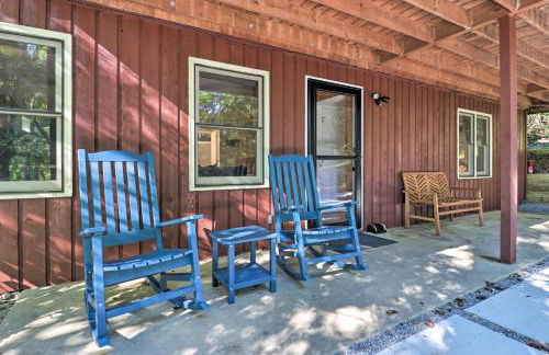 Game Room and Fire Pit Weaverville Family Home! - Foto 28