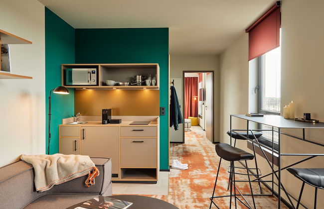 Hood House - Photo 41