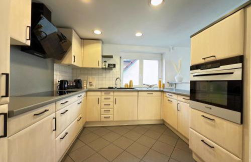 Scharnhäusle 2 - Großzügige Wohlfühl-Wohnung mit Badewanne& Balkon - Foto 4