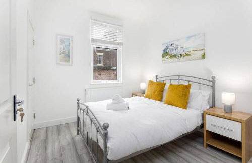 Flatzy - Modern 3 Bedroom Home in City Centre - Foto 12