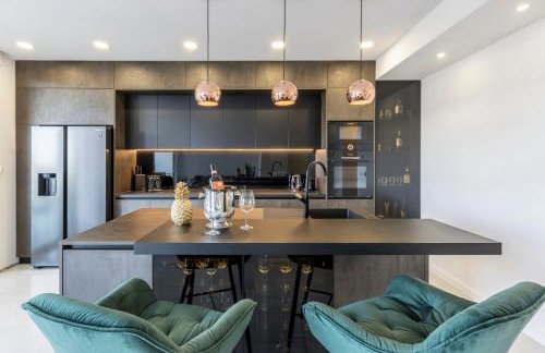 Carmen - Luxury 2-Bedroom Apartment - Downtown - Foto 17