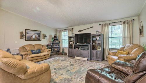 Lakeside Living Sparta Retreat with Game Room! - Foto 3