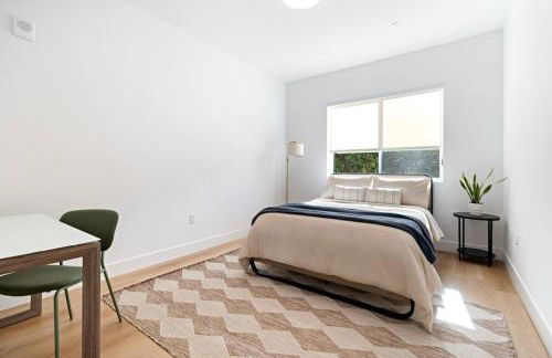 Luxurious 2BR Apartment in heart of Silicon Valley - Photo 20