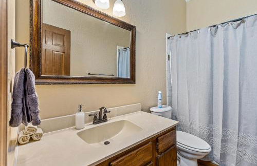 Sensational Burning Tree 4 bed 3 bath Retreat in the Country Club - Photo 27