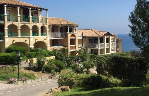 Appartement à Cap Estérel Agay- Village Pierre et Vacances Quartier Belvédère Piscines et parking inclus - Foto 41