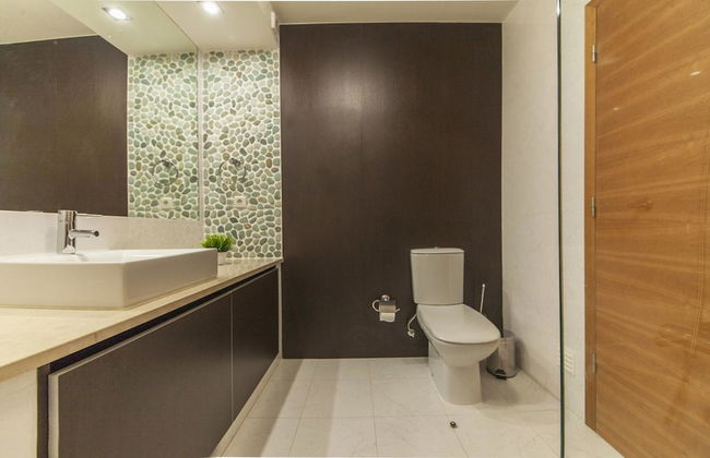 B27 - Luzbay 2 Bed Apartment - Foto 14