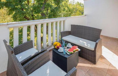 House Runjic w pool large garden and playground - Foto 14