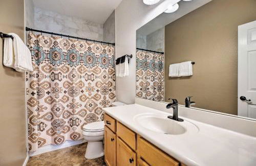 Family Home with Pool, BBQ and Fire Pit in Goodyear - Foto 16