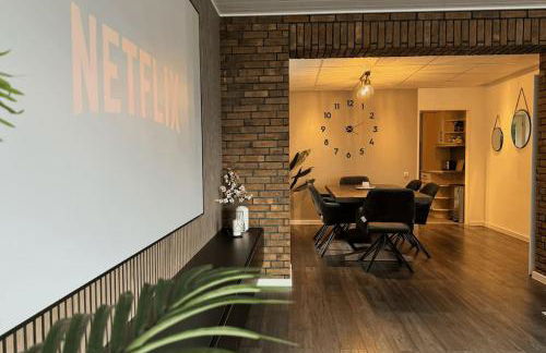 Geräumiges Apartment mit XXL Leinwand I Parkplatz I WiFi - Foto 17