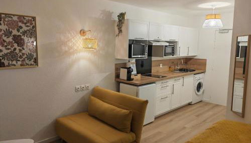 Échappée Cosy au Cœur du Futuroscope - Confort Assurés - Foto 3