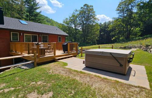 Experience the charm of Peak Hill Home, a cozy 3-BR retreat close to Ski Resort - Foto 41