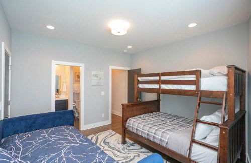 Luxury Townhome Skyline Views Mins To DT - Foto 77