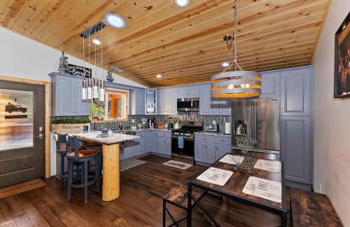 Stylish Elysian Big Bear Cabin w Enclosed backyard - Foto 4